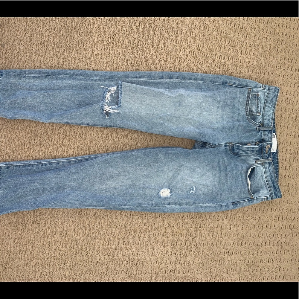 RSQ Size 7 Jeans with one pretorn hole in knee